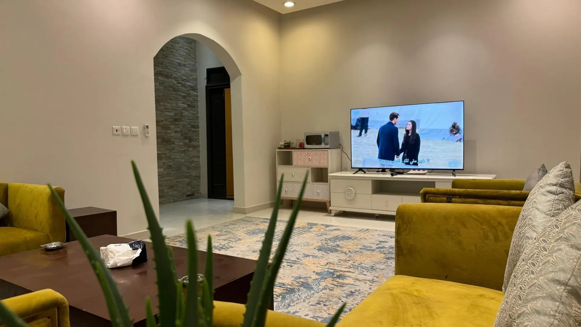 아파트 شقة ارضية بمدخل مستقل غرفة وصالة النرجس 2 리야드